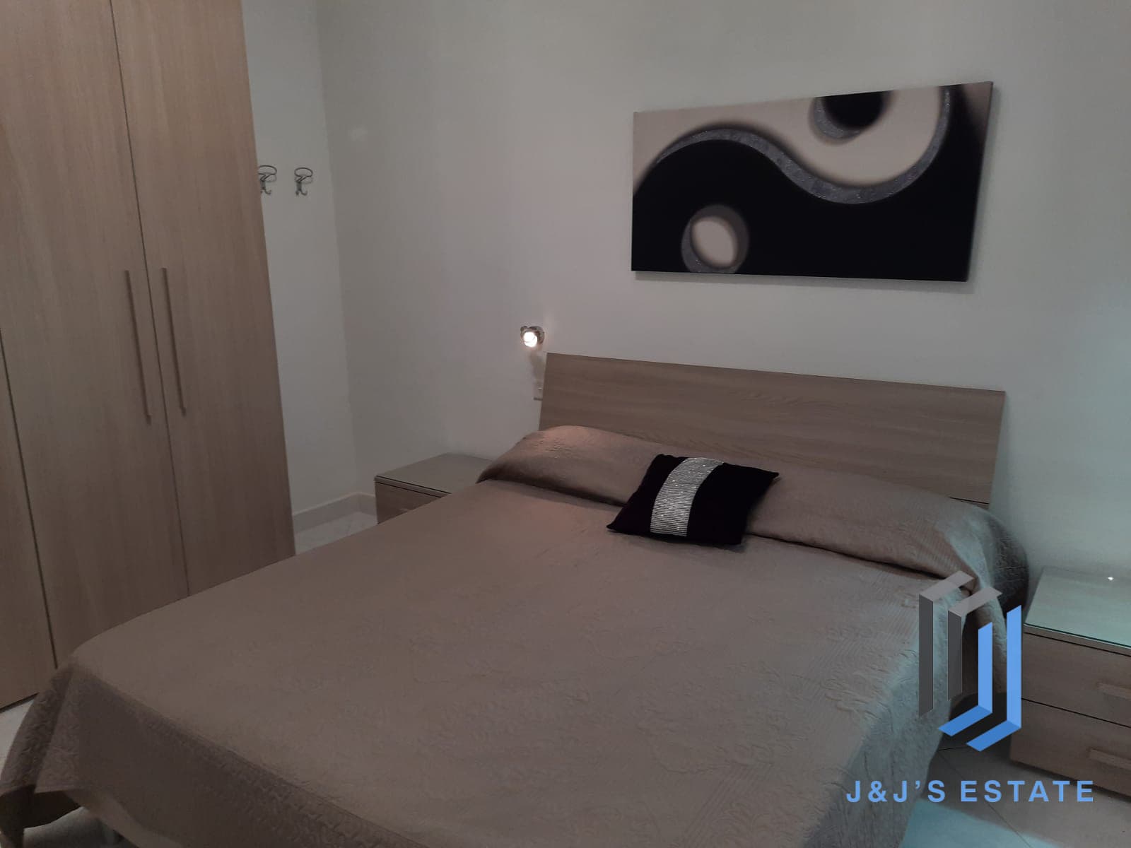 Furnished One Bedroom Apartment for Rent Sliema Bay · 5