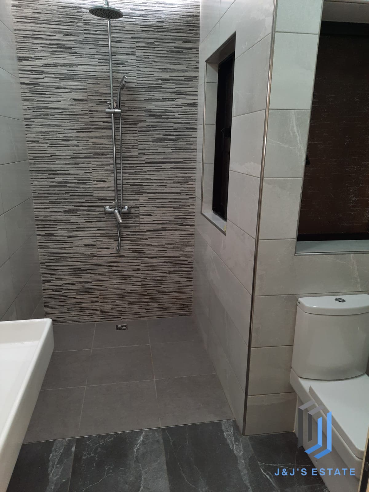 Furnished One Bedroom Apartment for Rent Sliema Bay · 6