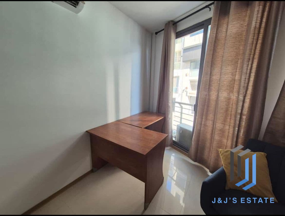 Fully furnished one-bedroom apartment in central Msida · 5
