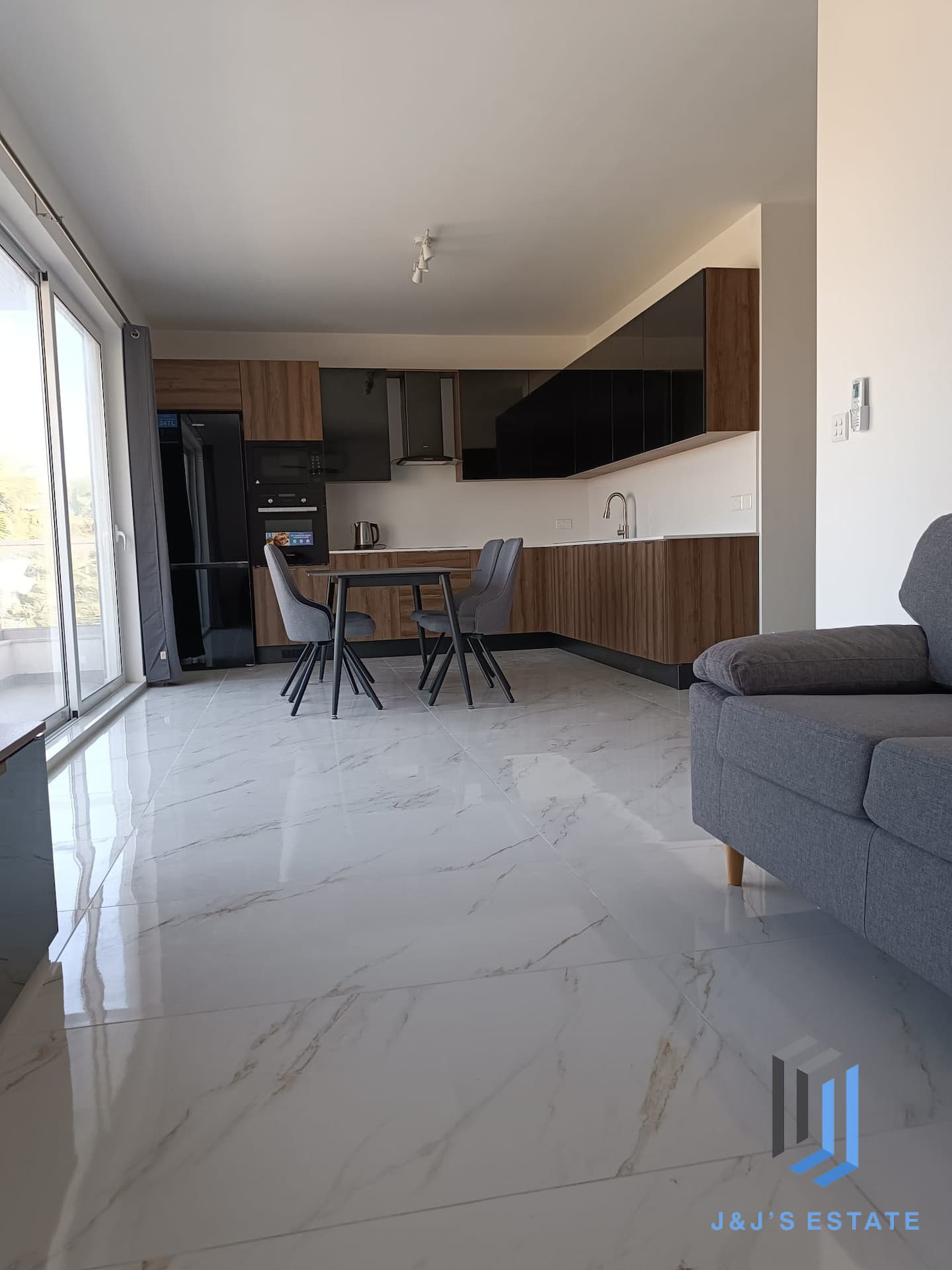 Brand New Apartment with Two Bedrooms in Zurrieq · 3