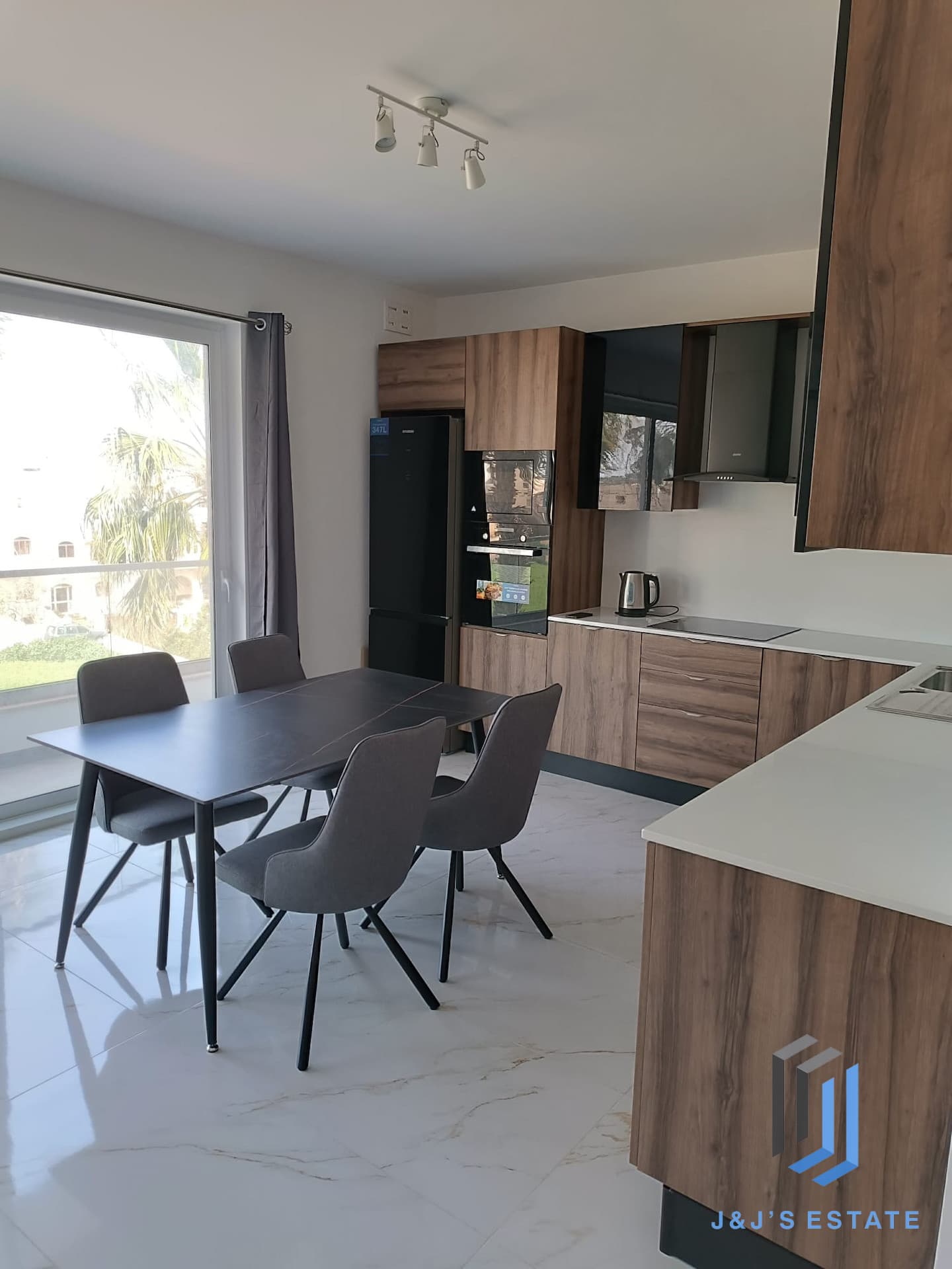 Brand New Apartment with Two Bedrooms in Zurrieq · 4