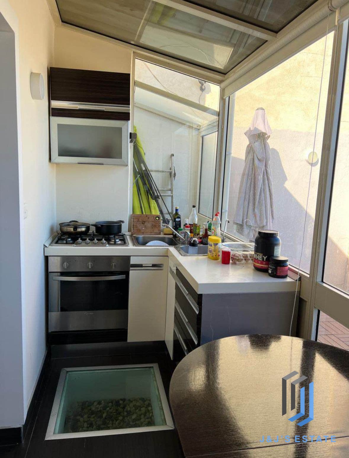 Fully Furnished Studio Penthouse Near Balluta Bay · 5