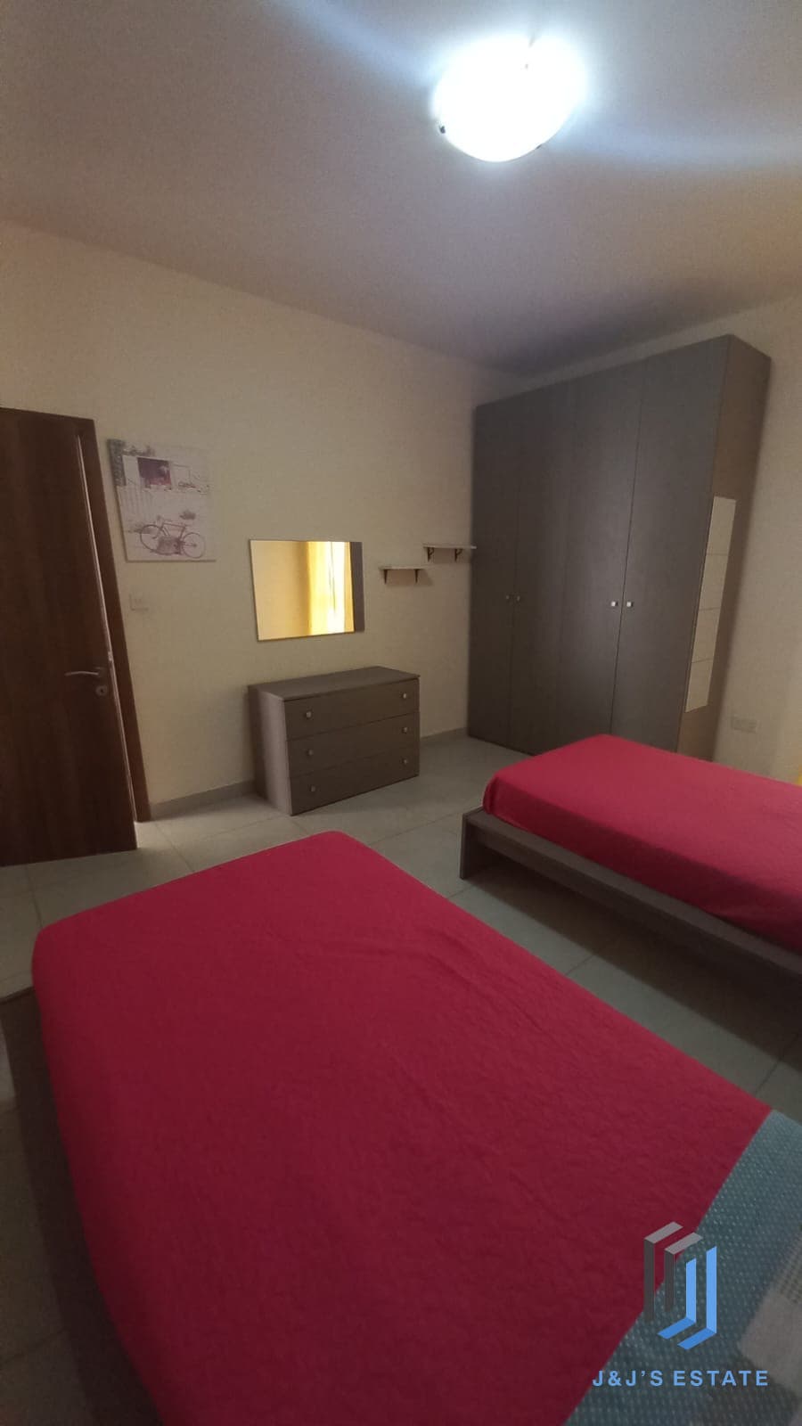 Fully Furnished Two Bedroom Apartment in Swieqi · 5