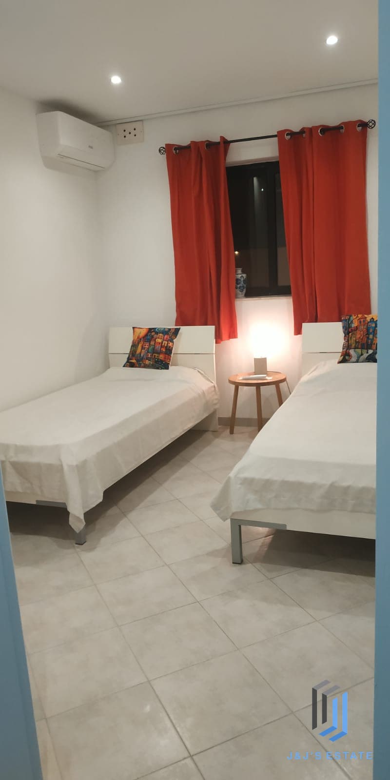 Fully Furnished Sea View Apartment Salina · 6