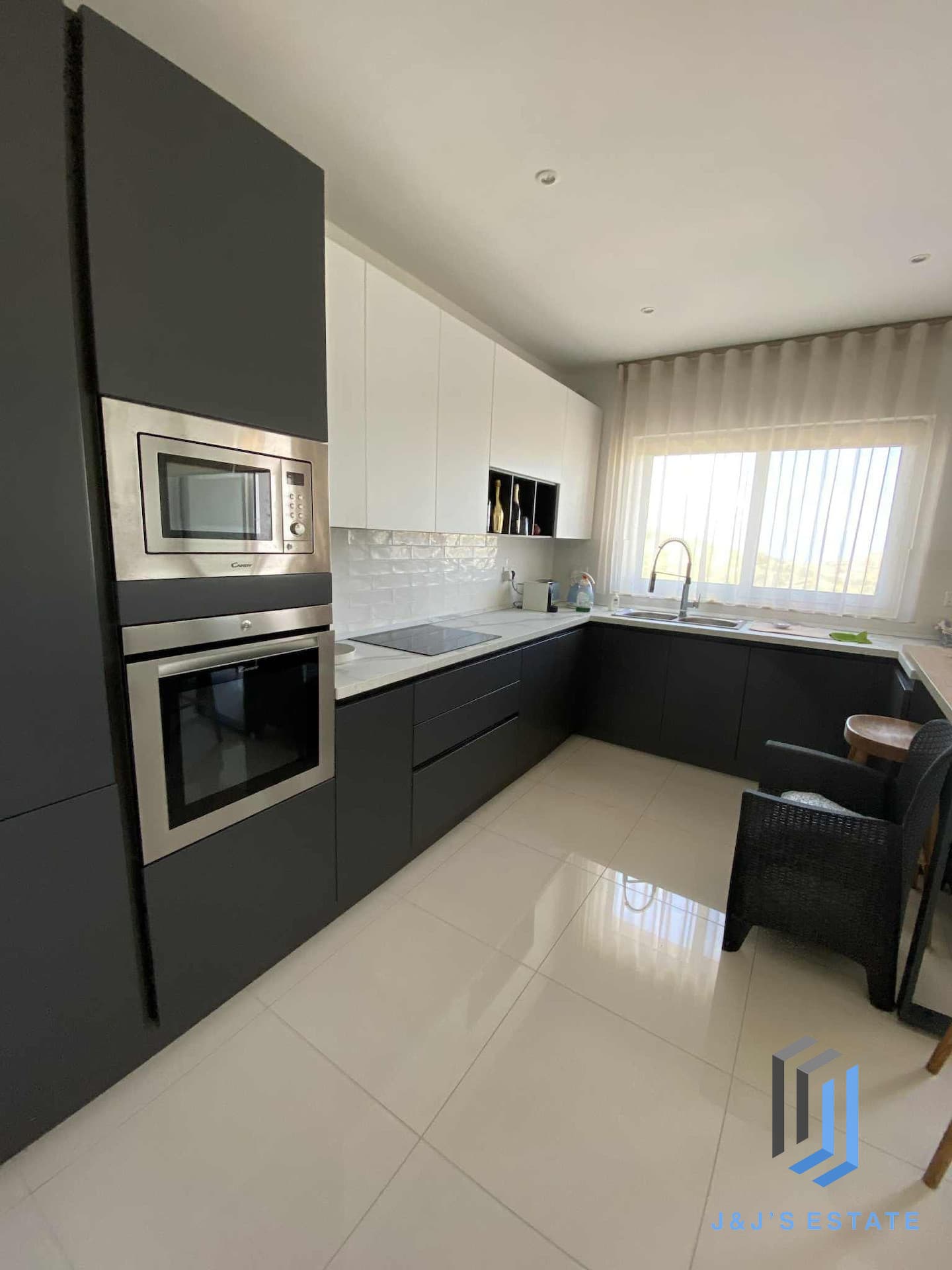 Fully Furnished Two Bedroom Apartment in Mellieha · 3