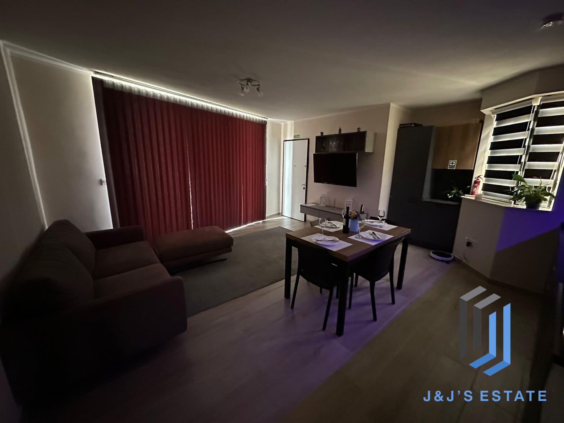 Modern & Fully Furnished 3 Bedroom Penthouse in Msida · 8