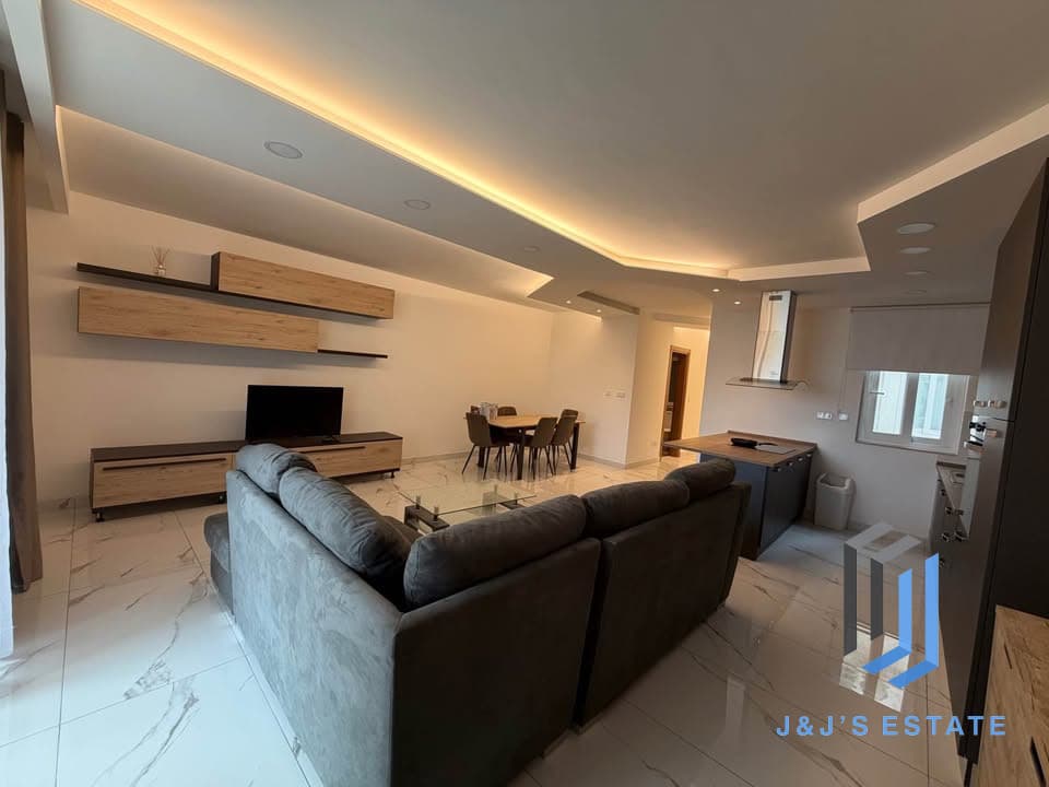 Spacious Fully Furnished Three Bedroom Sliema · 2