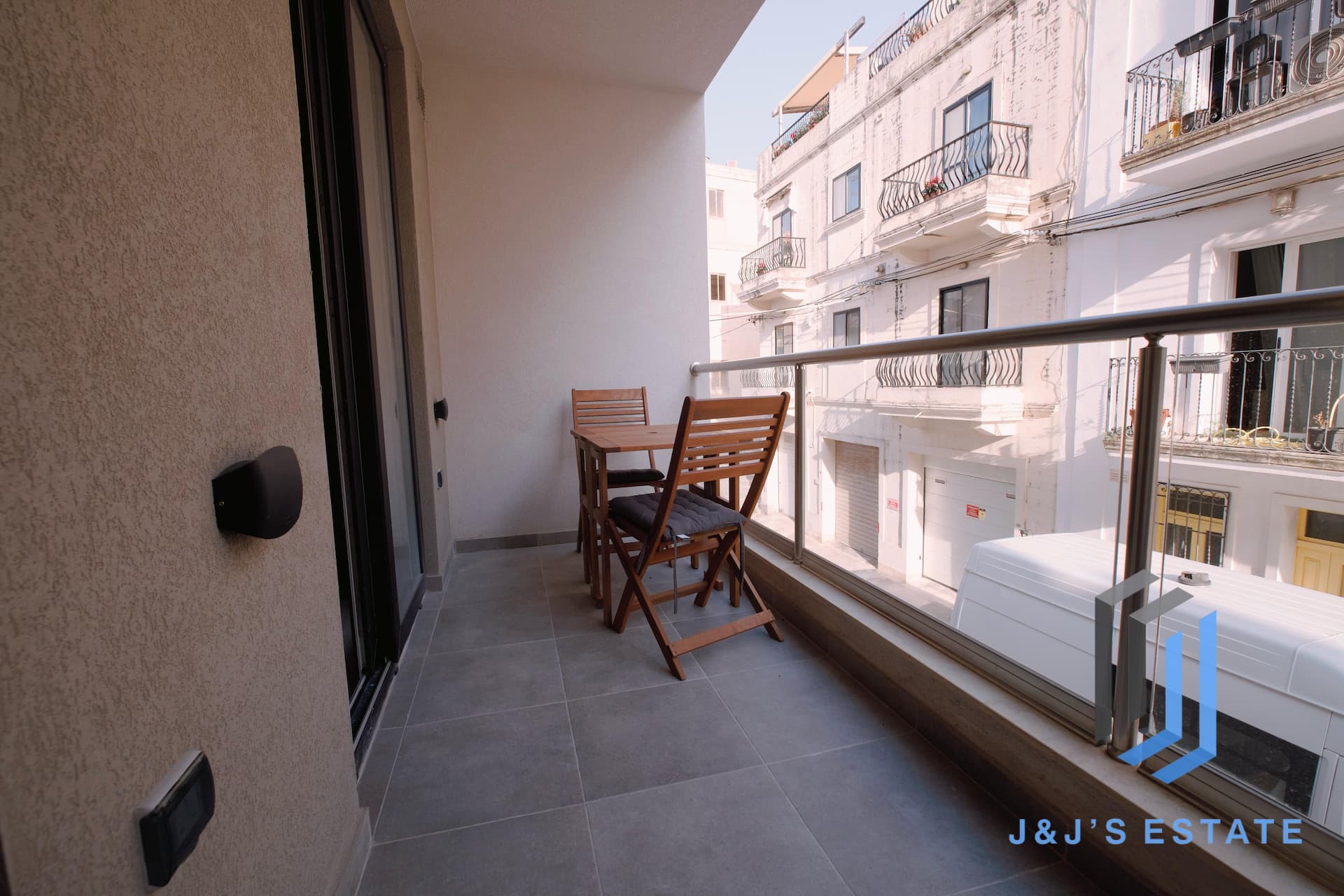 Modern & Fully Furnished Two Bedroom Apartment in Mellieha · 10