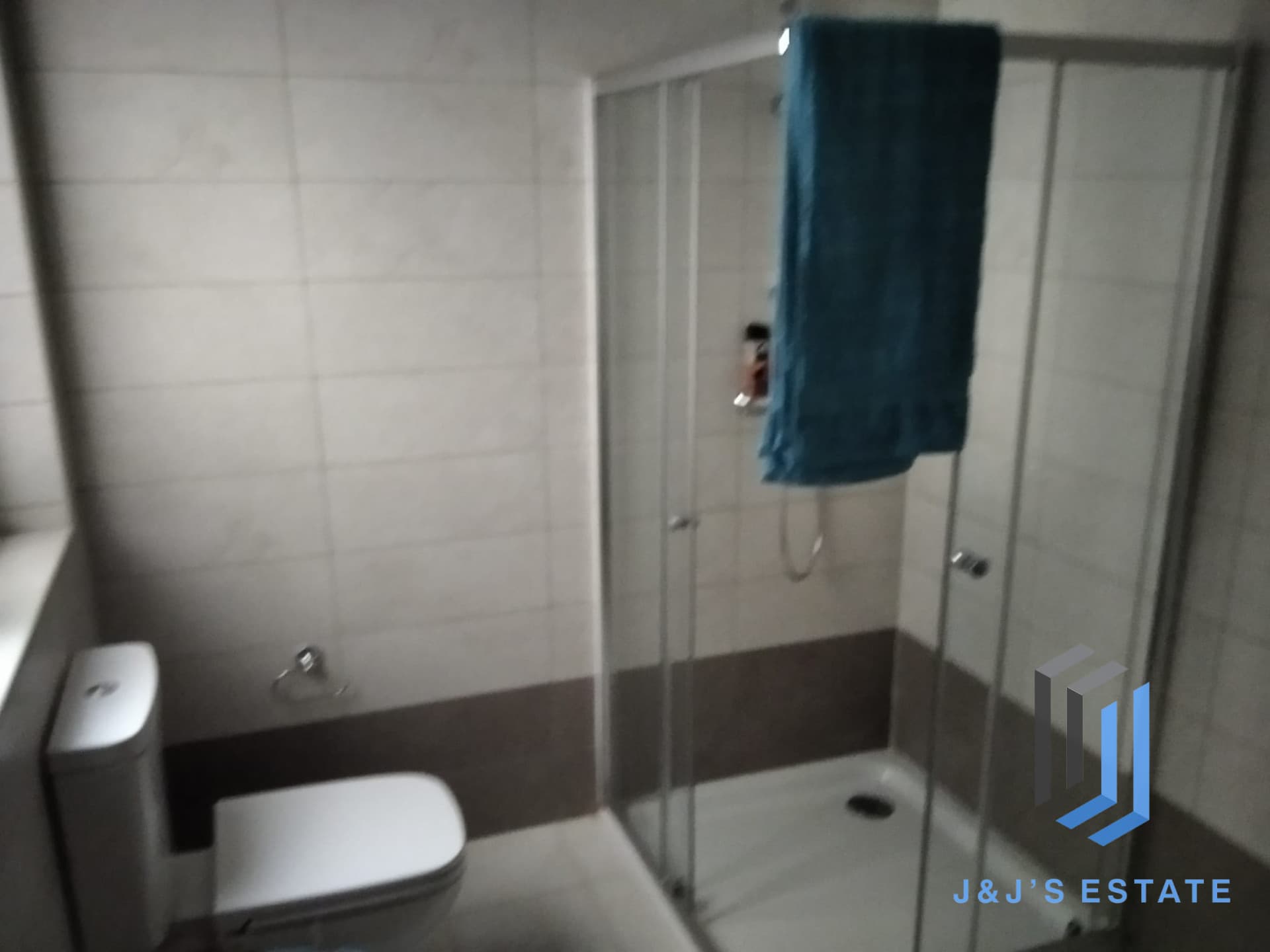 Fully Furnished Two Bedroom Apartment for Rent · 6