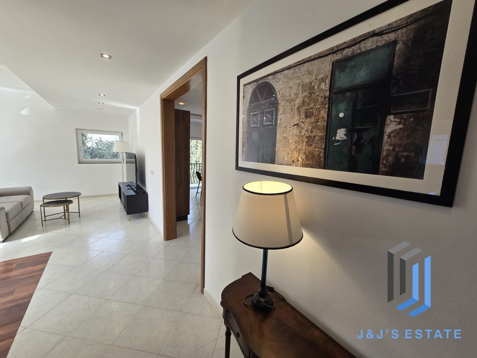 Fully Furnished Penthouse Duplex in Vibrant St Julian's · 9