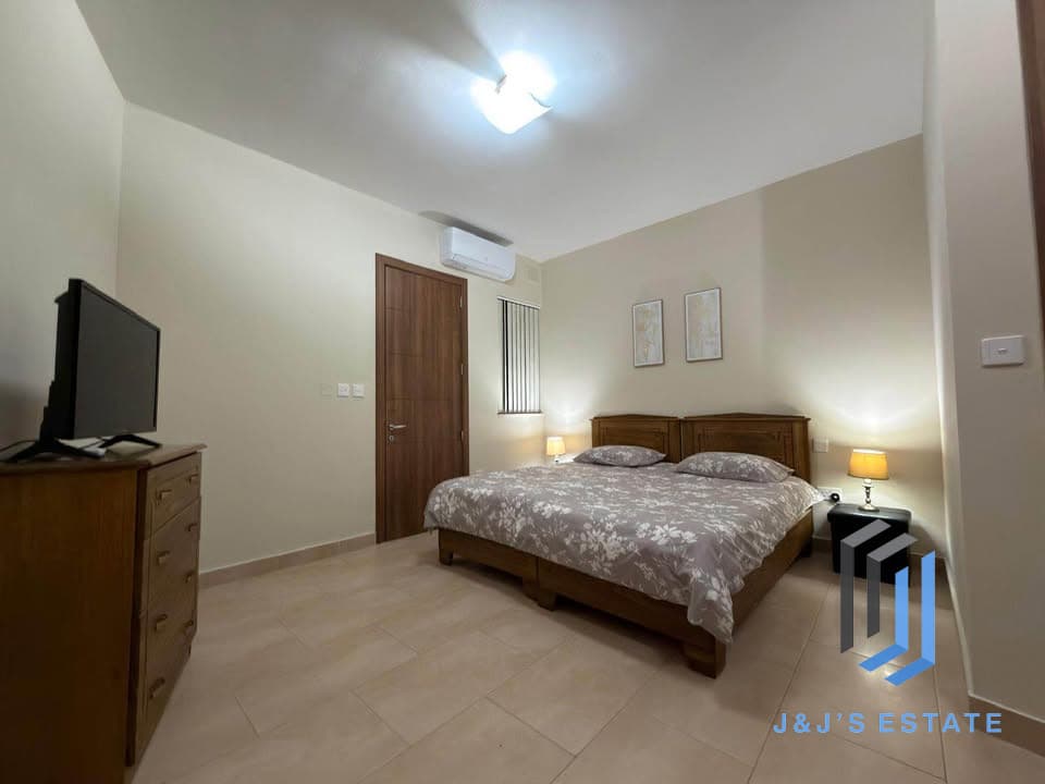 Spacious Three Bedroom Home for Rent Attard · 3