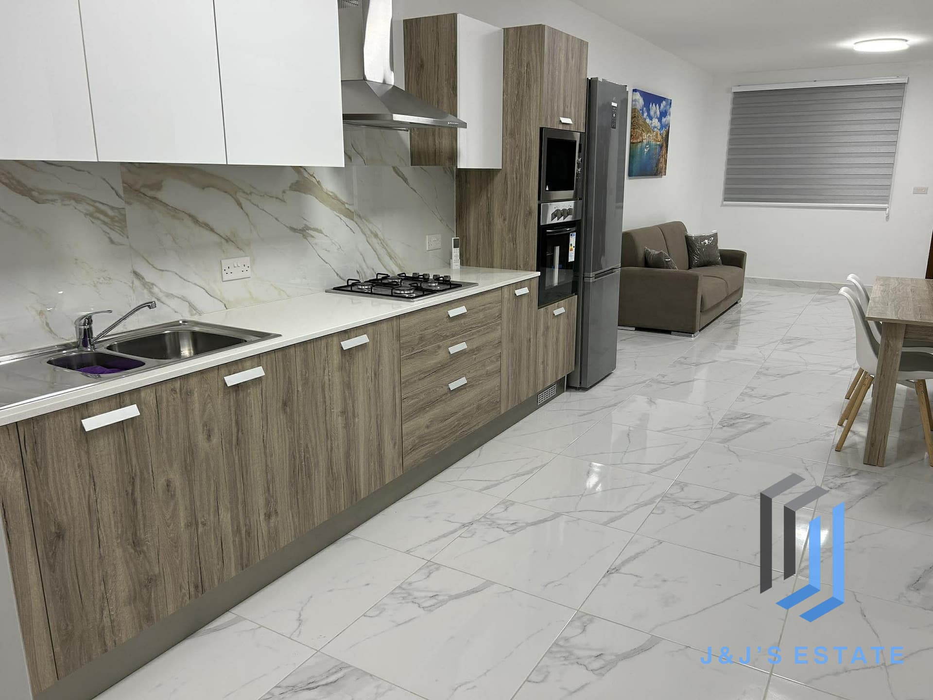 Maisonette for Rent with 2 Bedrooms in Lively St Pauls Bay · 2