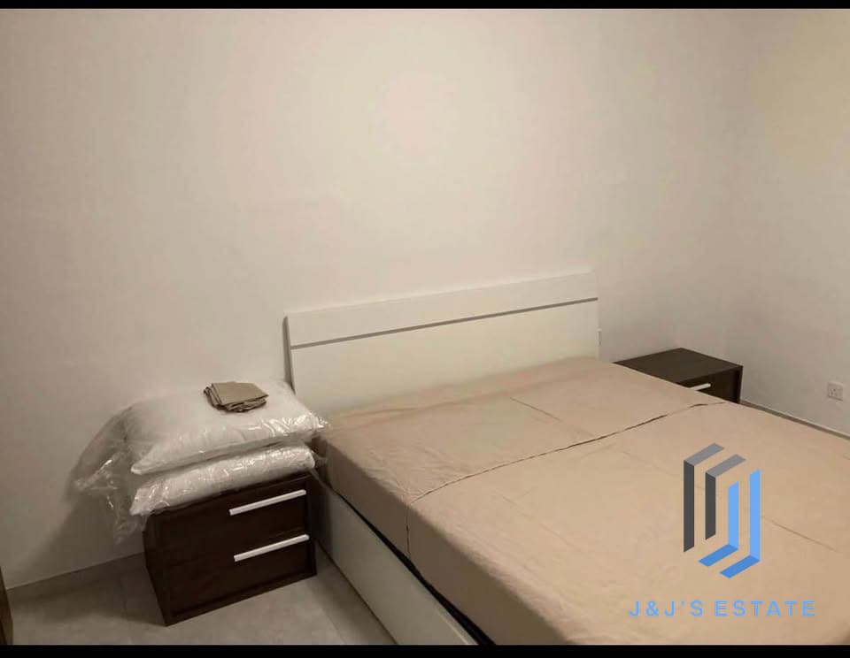 Studio Apartment · 3