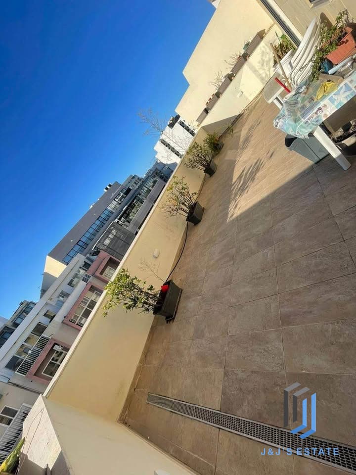 Penthouse Apartment for Rent Ta' Xbiex
