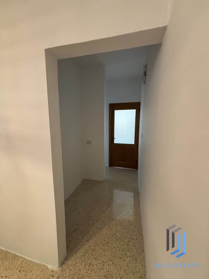Modern Two Bedroom Apartment in St Paul's Bay · 10