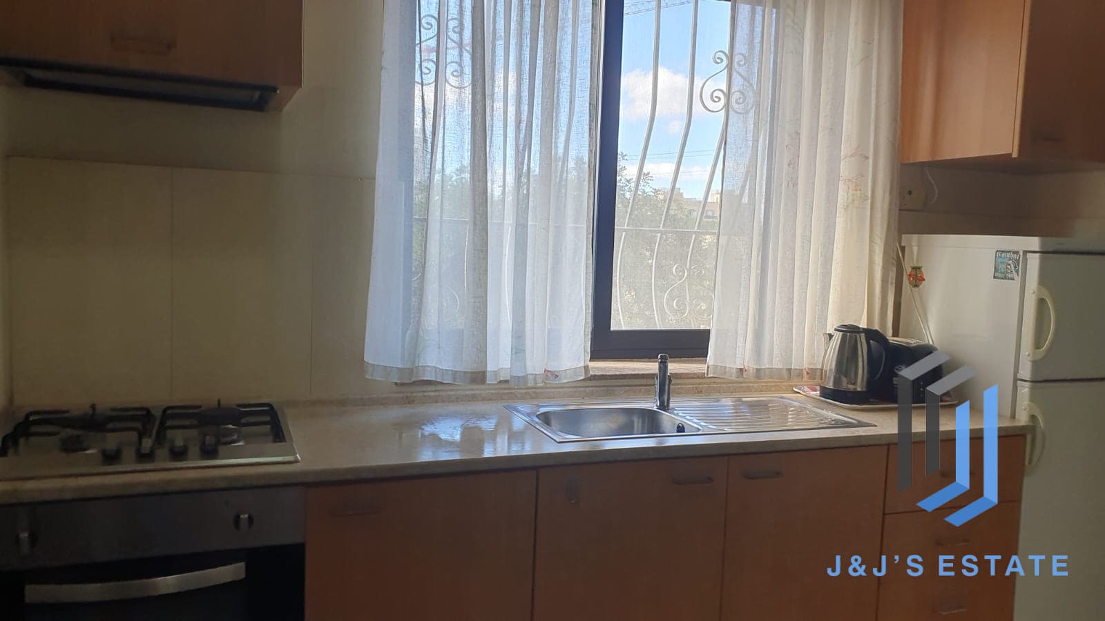 Fully Furnished One Bedroom Apartment in Qawra · 2
