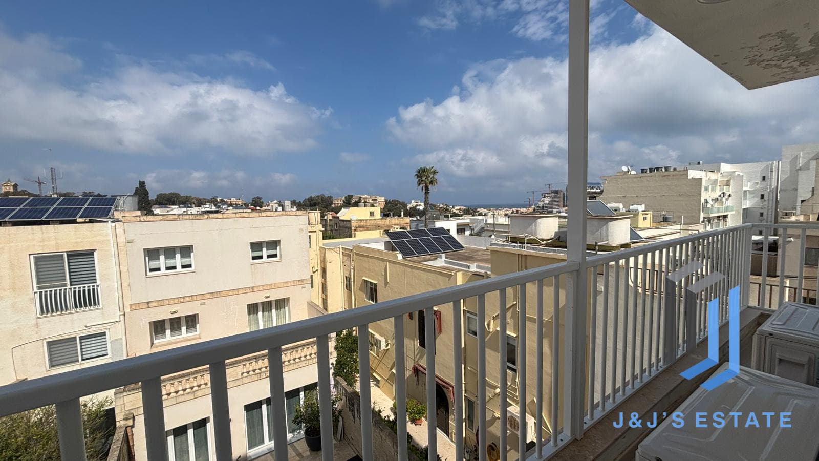 Fully Furnished Three Bedroom Apartment in Swieqi · 12
