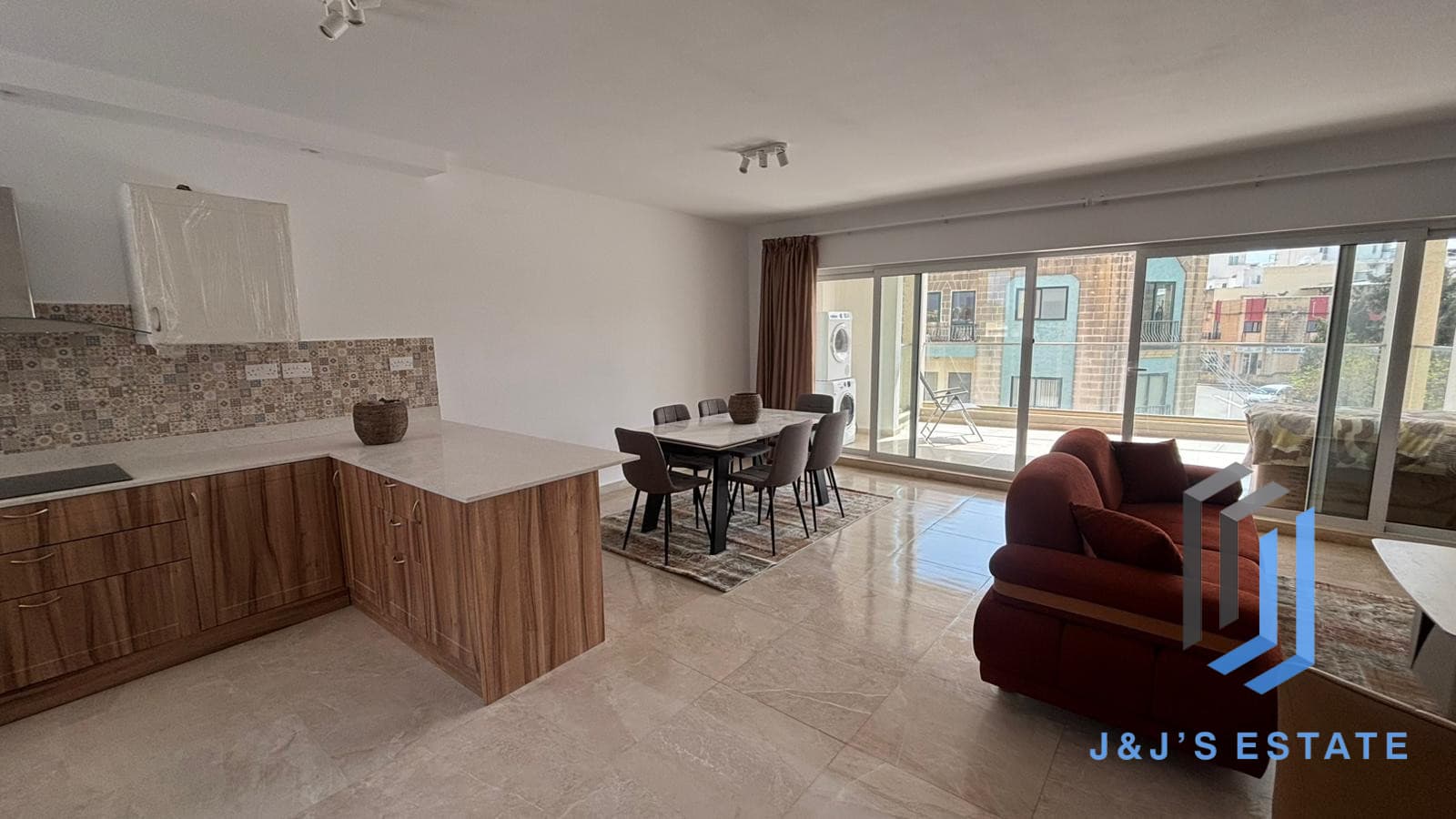 Fully Furnished Three Bedroom Apartment in Swieqi · 2