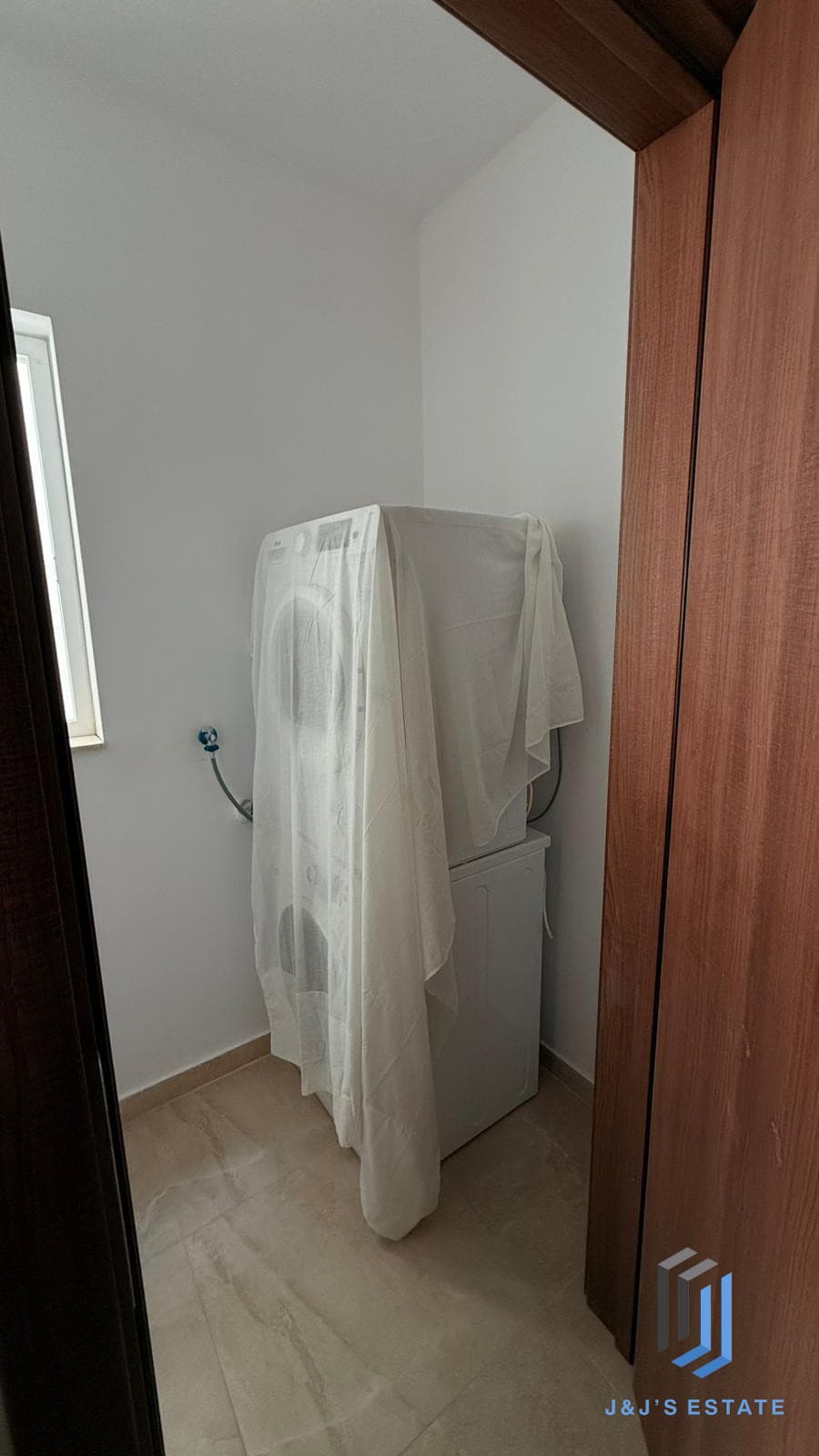 Fully Furnished Penthouse Apartment for Rent Swieqi · 12