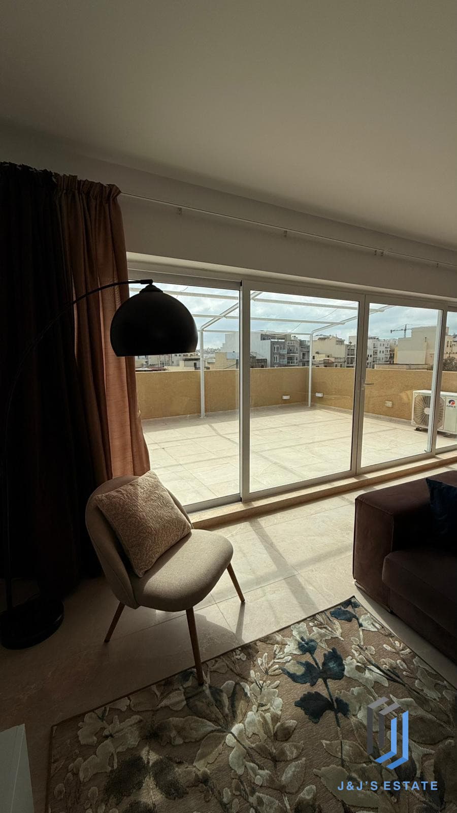 Fully Furnished Penthouse Apartment for Rent Swieqi · 2