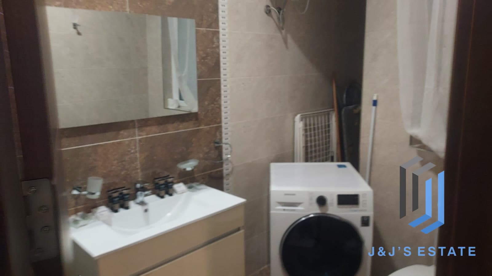 Cozy Two Bedroom Rental in Central Sliema · 5