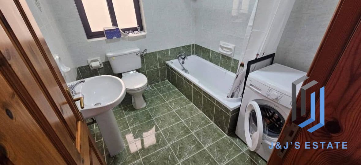 Fully Furnished Two Bedroom Apartment in Mellieha · 6