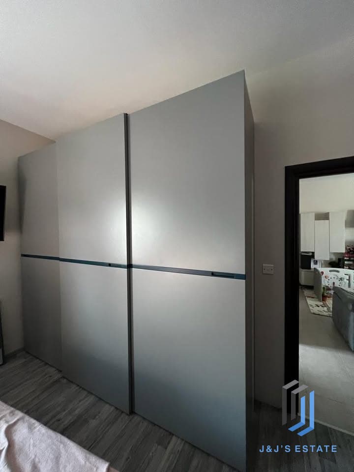 Two-bedroom apartment in central San Gwann · 6