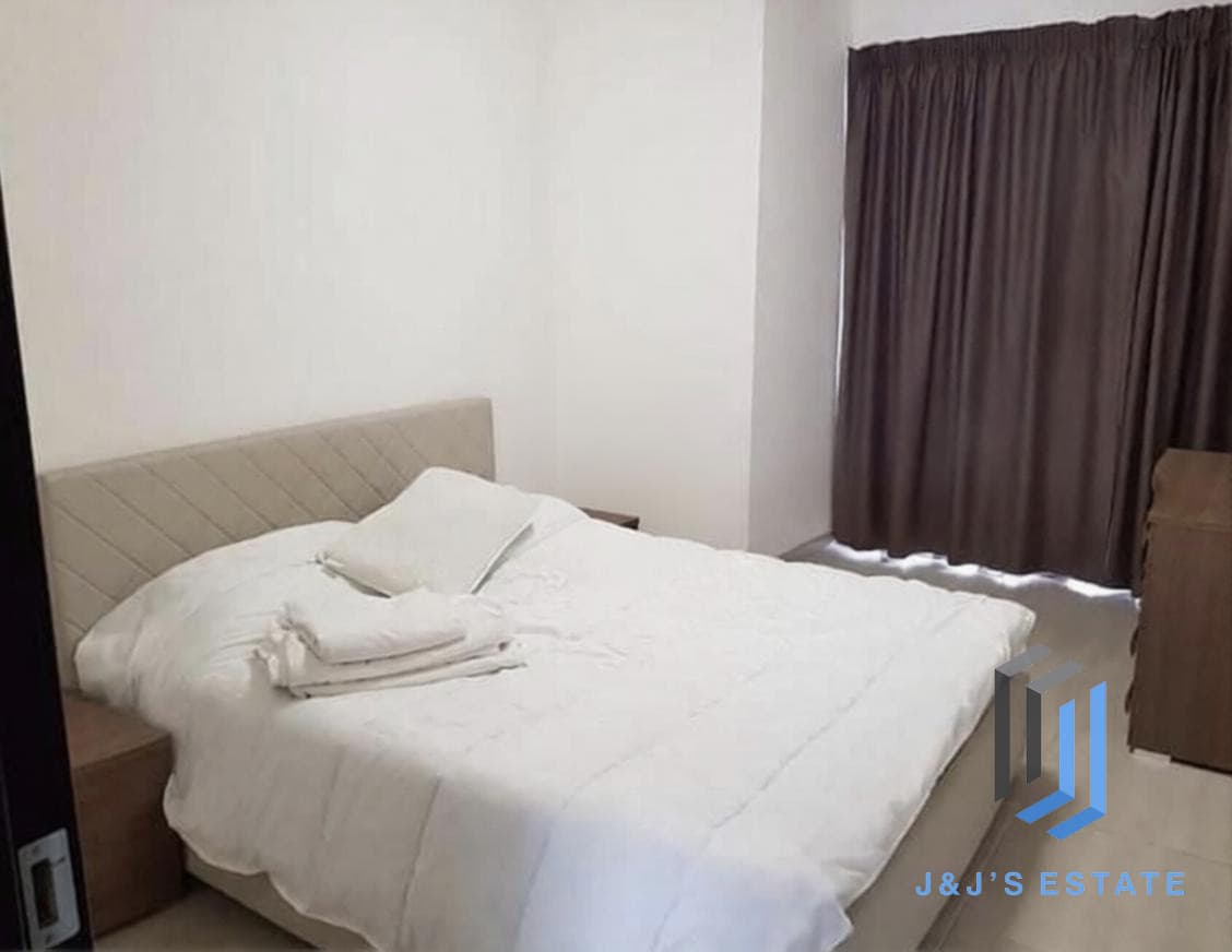 Modern Two Bedroom Apartment in Central Gzira · 6