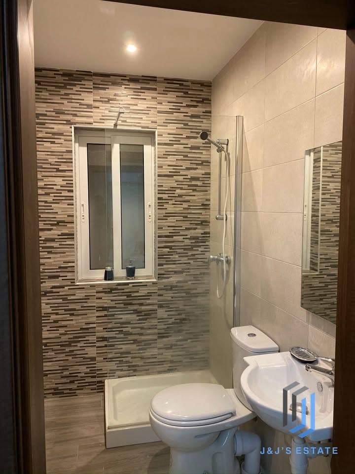 Fully Furnished Three Bedroom Apartment in San Gwann · 9