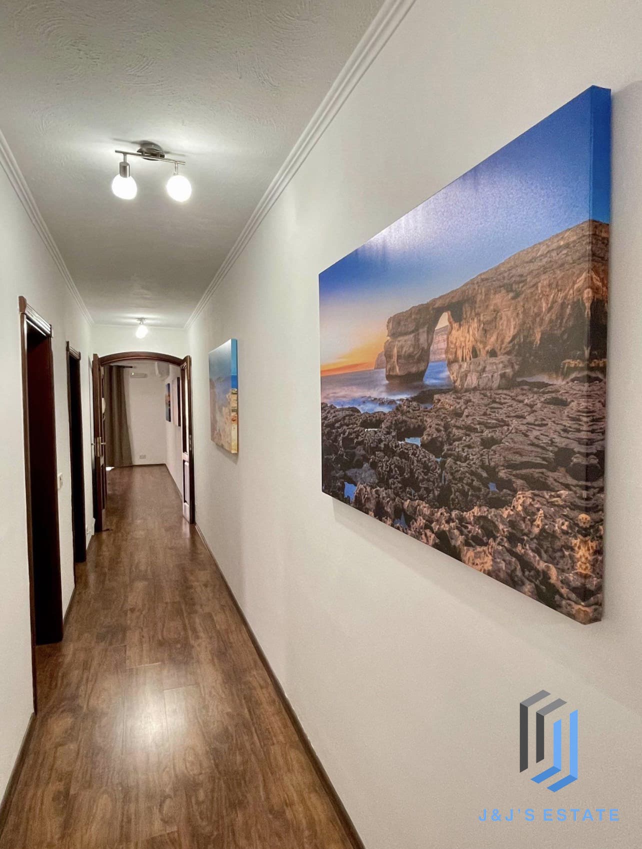 Fully Furnished Three Bedroom Apartment in Vibrant St Julian's · 4