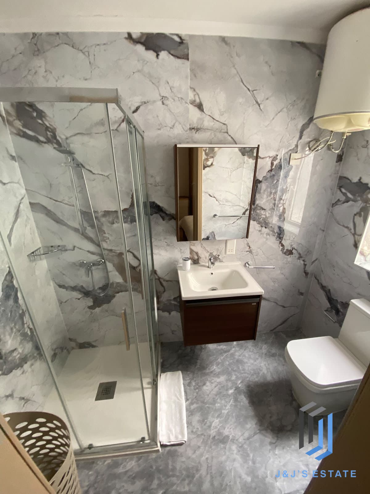 Fully Furnished Three Bedroom Apartment in Vibrant St Julian's · 9