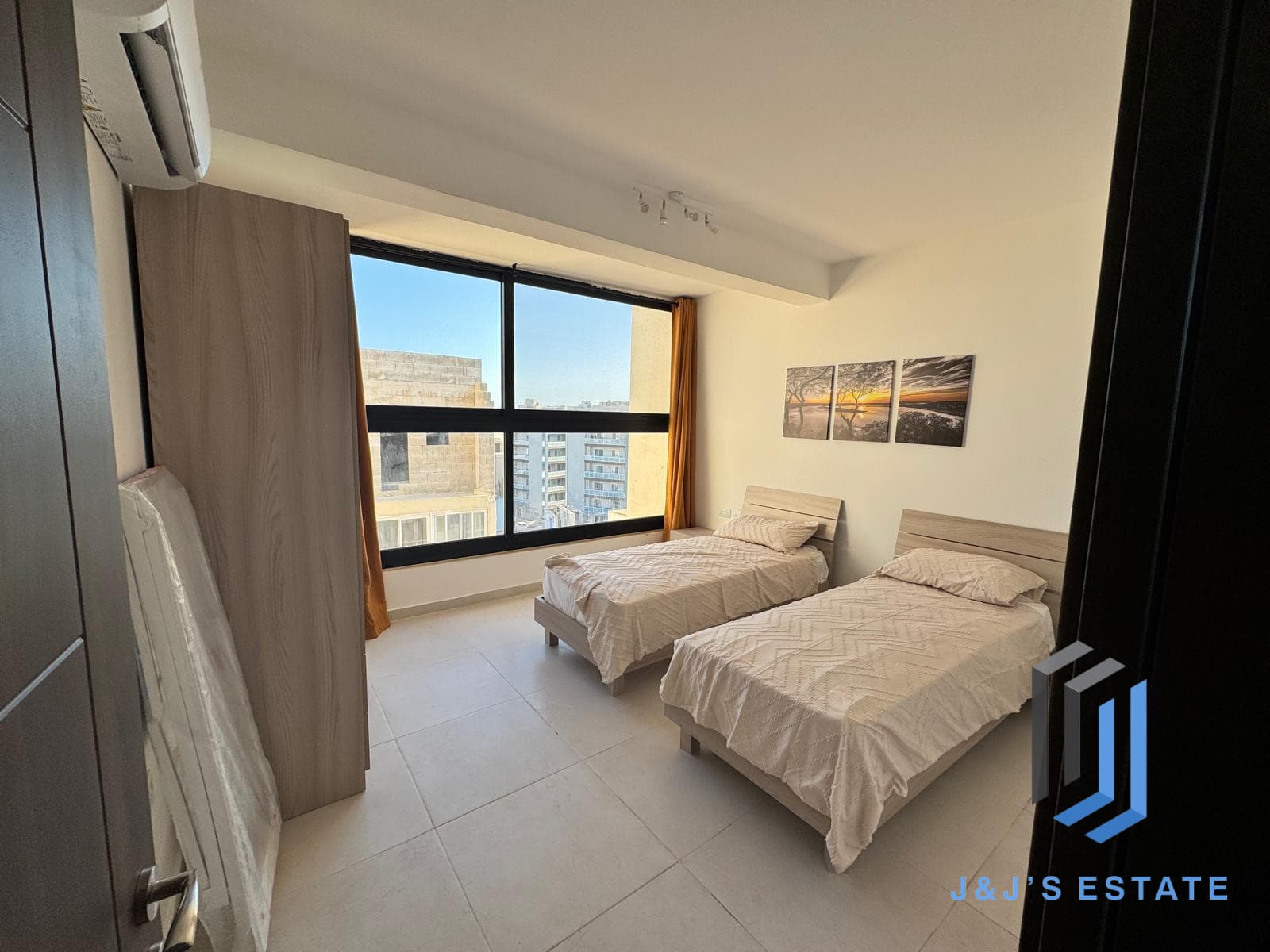 Fully furnished two-bedroom apartment in central Msida · 1