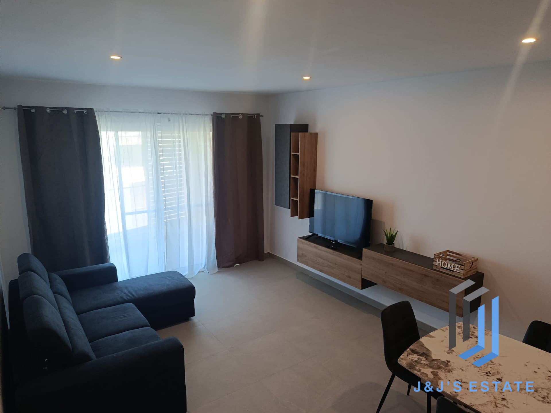 Fully Furnished Two Bedroom Apartment in Birzebbuga · 1