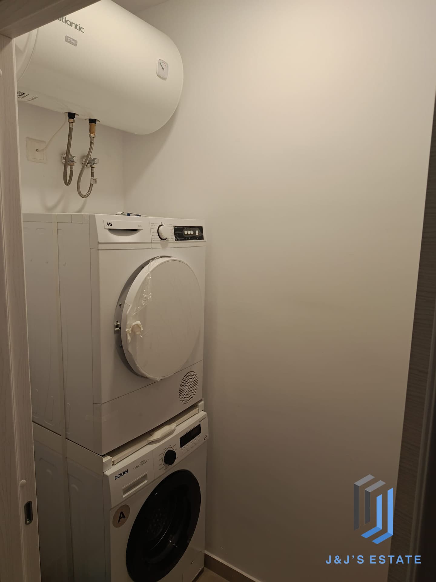 Fully Furnished Two Bedroom Apartment in Birzebbuga · 6