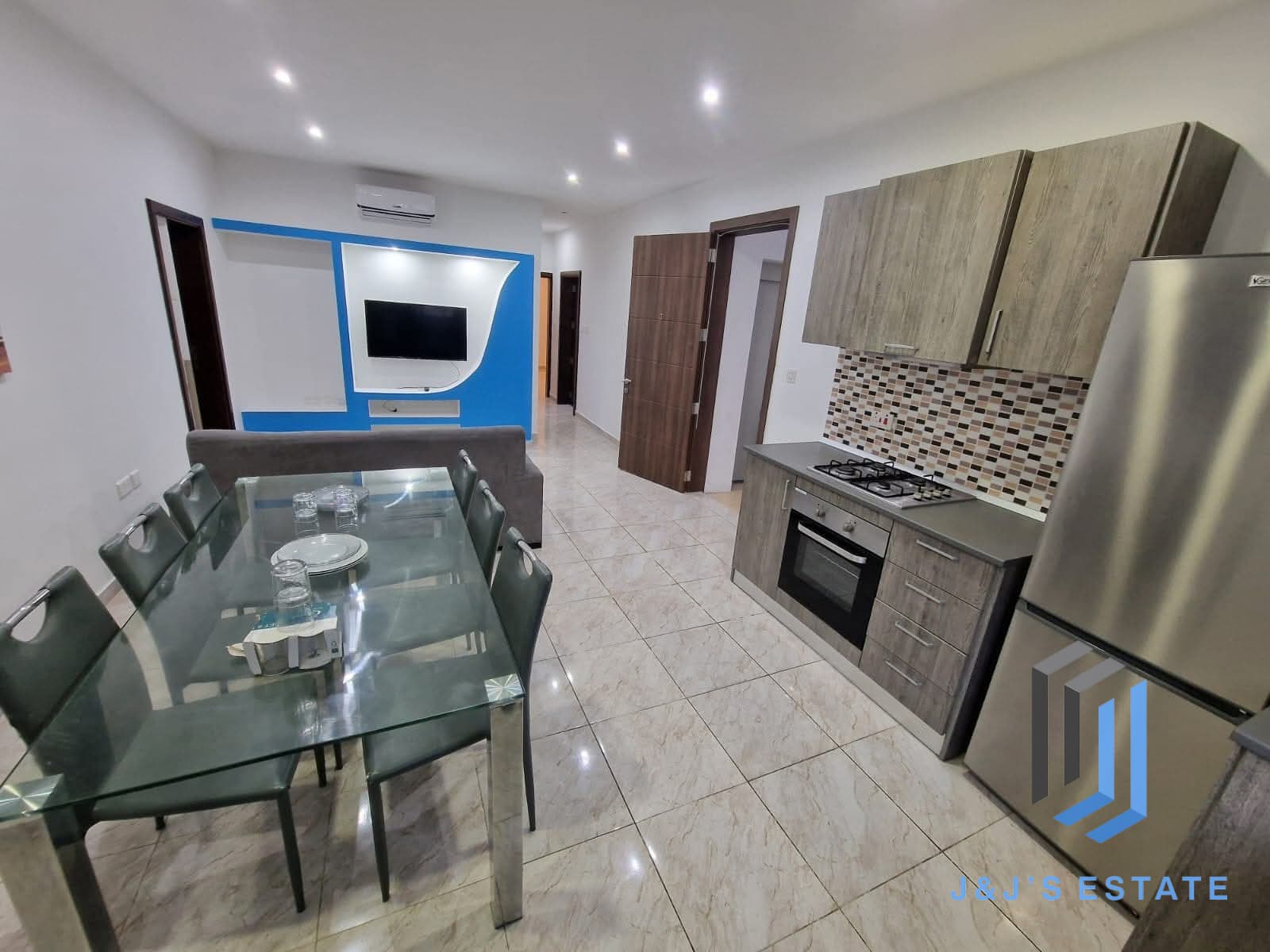 Fully furnished three-bedroom apartment in Qrendi · 2