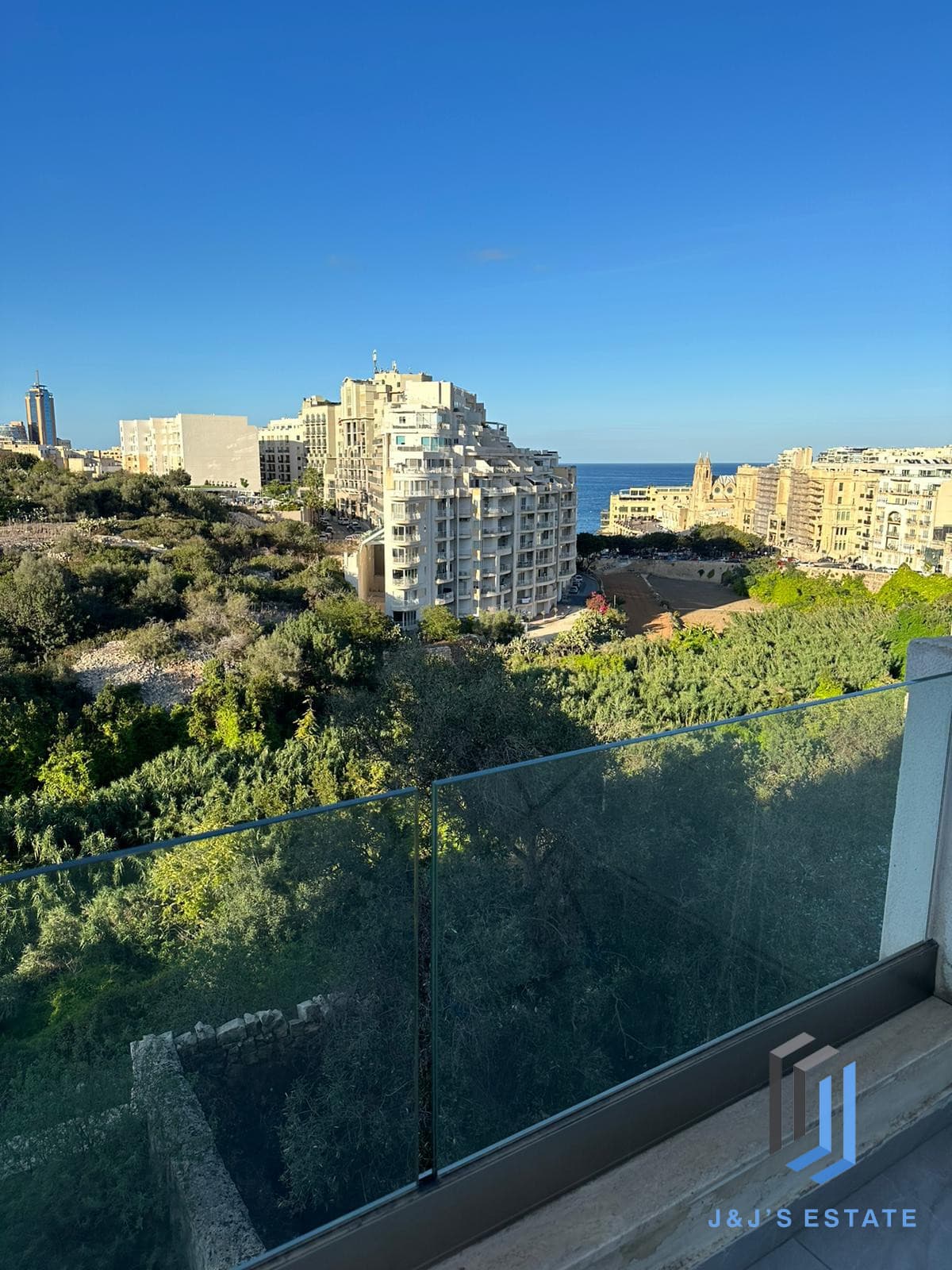 Fully Furnished Two Bedroom Apartment in Lively St Julians · 2