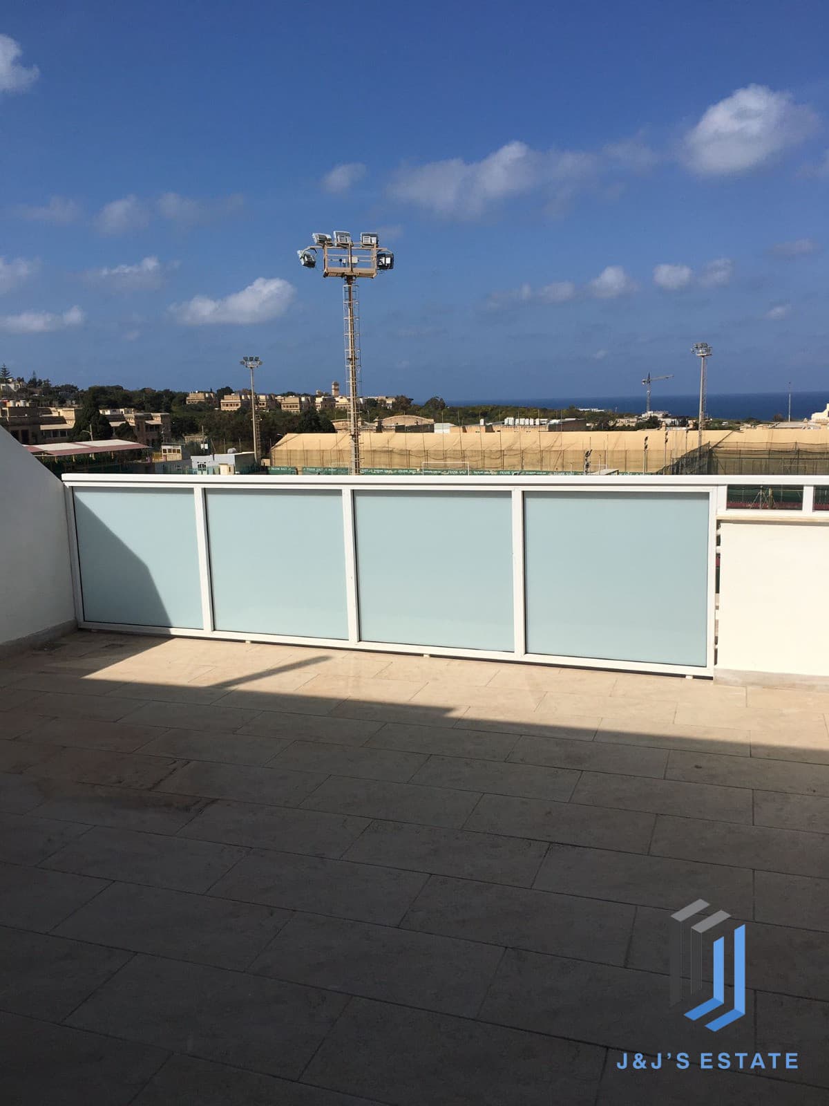 Modern Furnished Penthouse in Central Swieqi