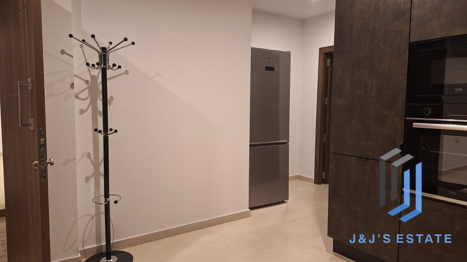 Spacious Three Bedroom Apartment Rental in Balzan · 27