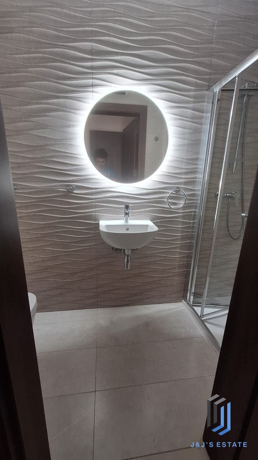 Fully furnished three-bedroom maisonette in Balzan · 8