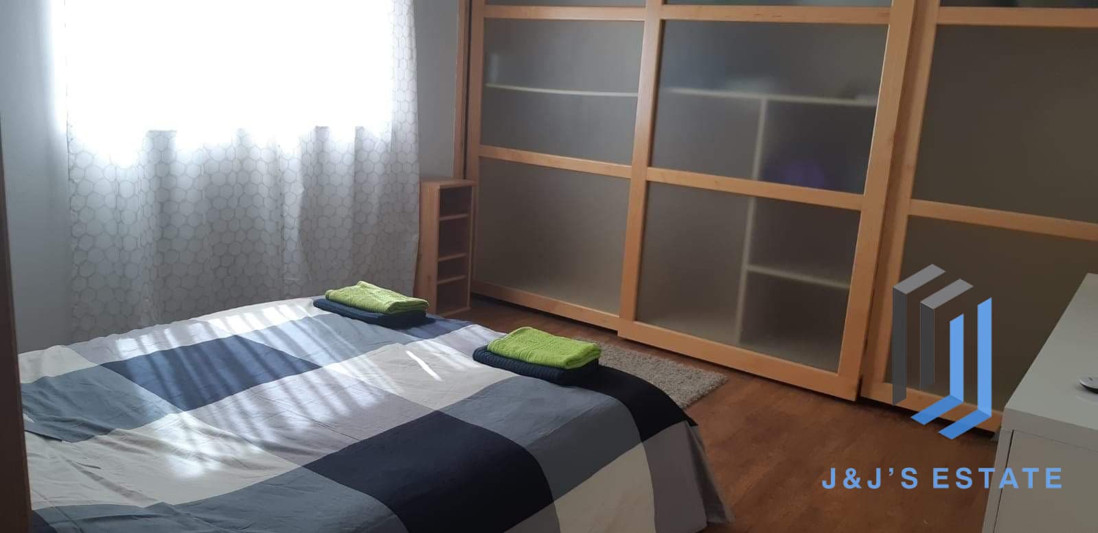 Bright Three Bedroom Apartment in Marsaskala · 7