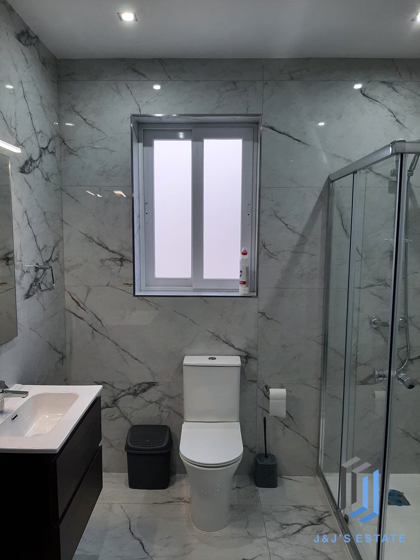 Fully furnished three-bedroom apartment in central Birkirkara · 7