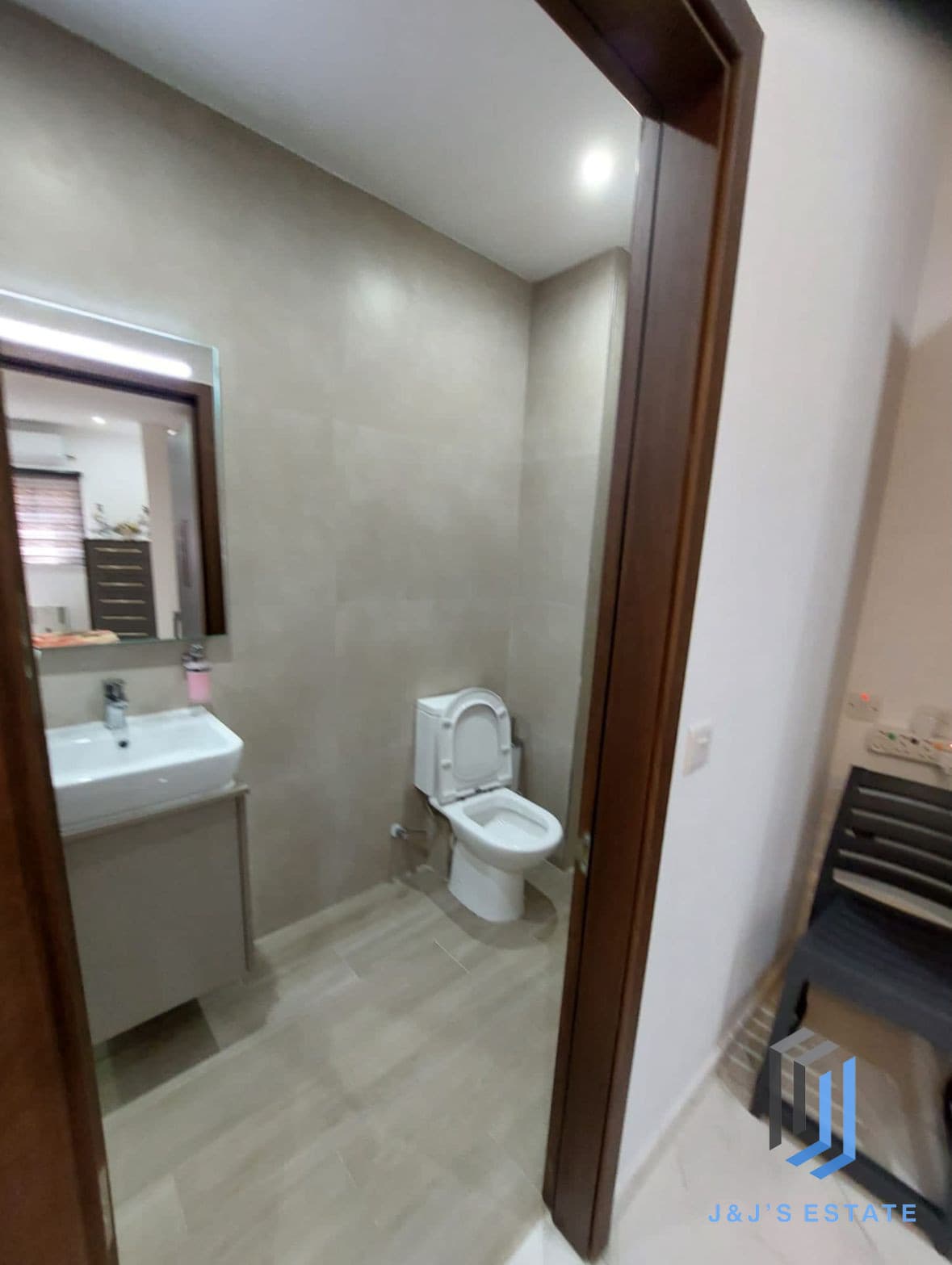 Fully Furnished Two Bedroom House for Rent Fgura · 4