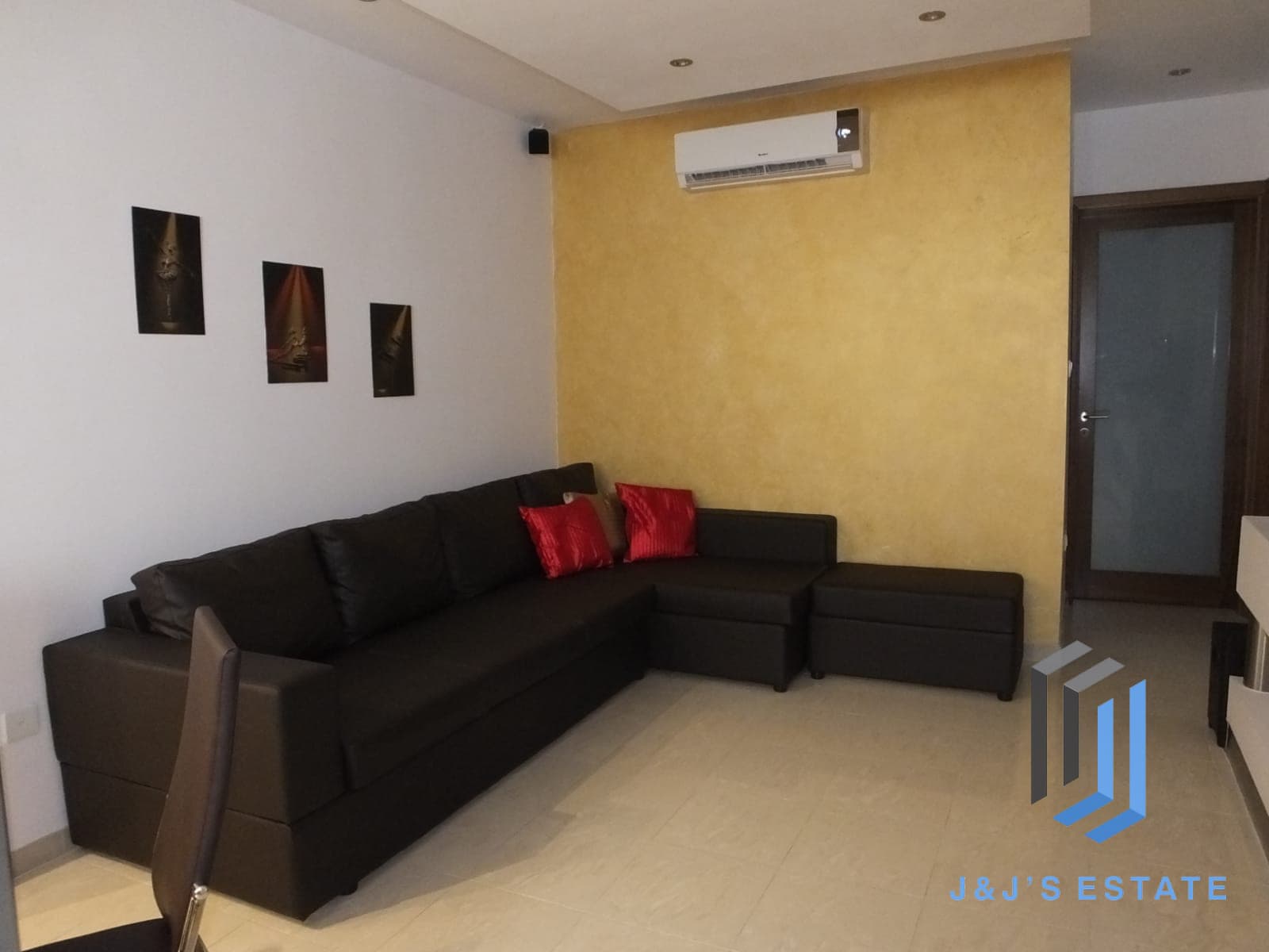 Fully Furnished Two Bedroom Apartment in Marsaskala · 2