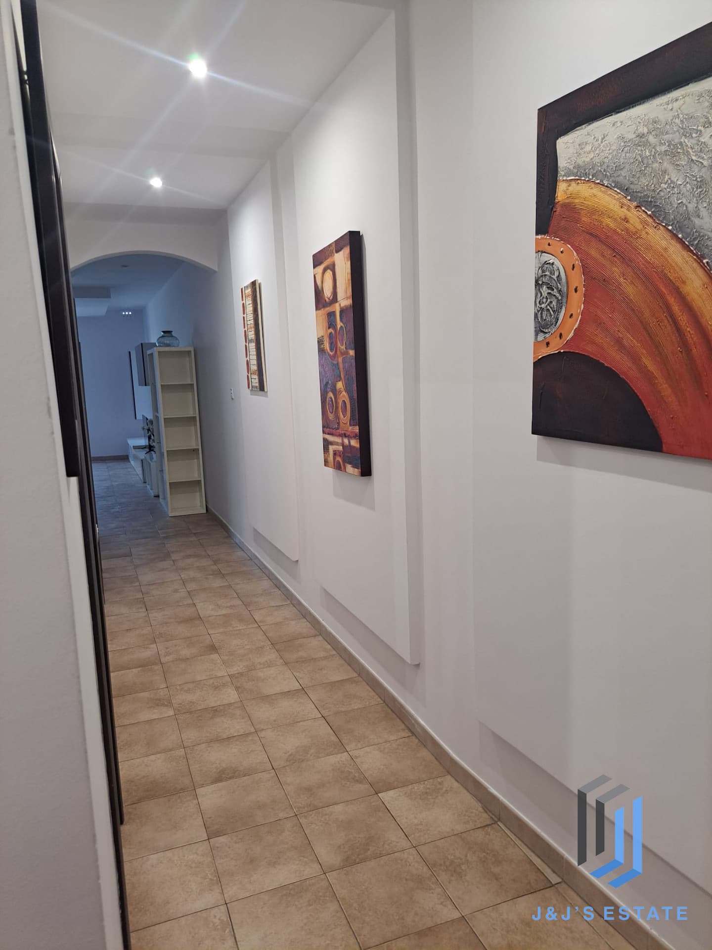 Fully furnished three-bedroom apartment in central Qormi · 6
