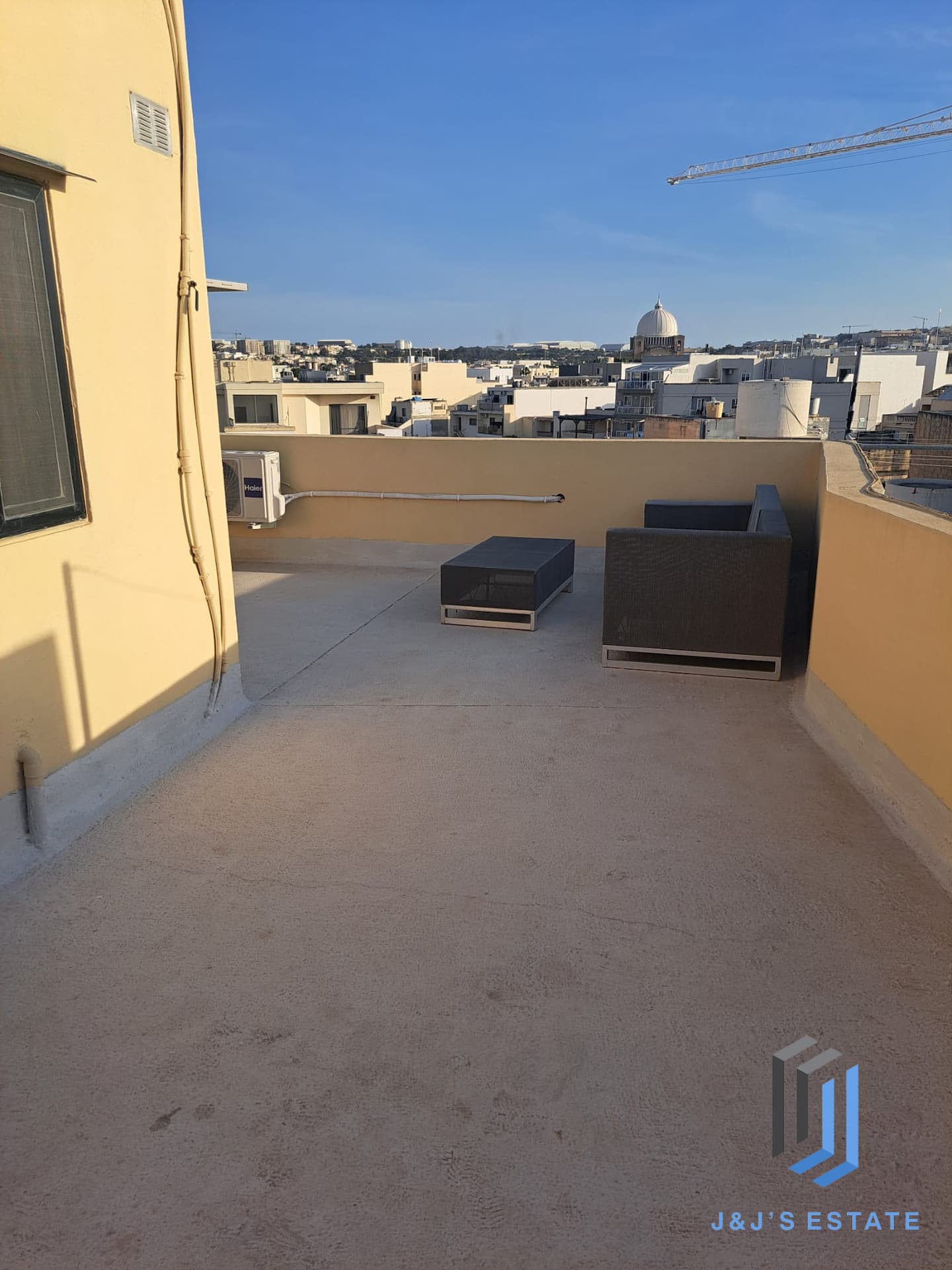 Fully furnished three-bedroom apartment in central Qormi · 5