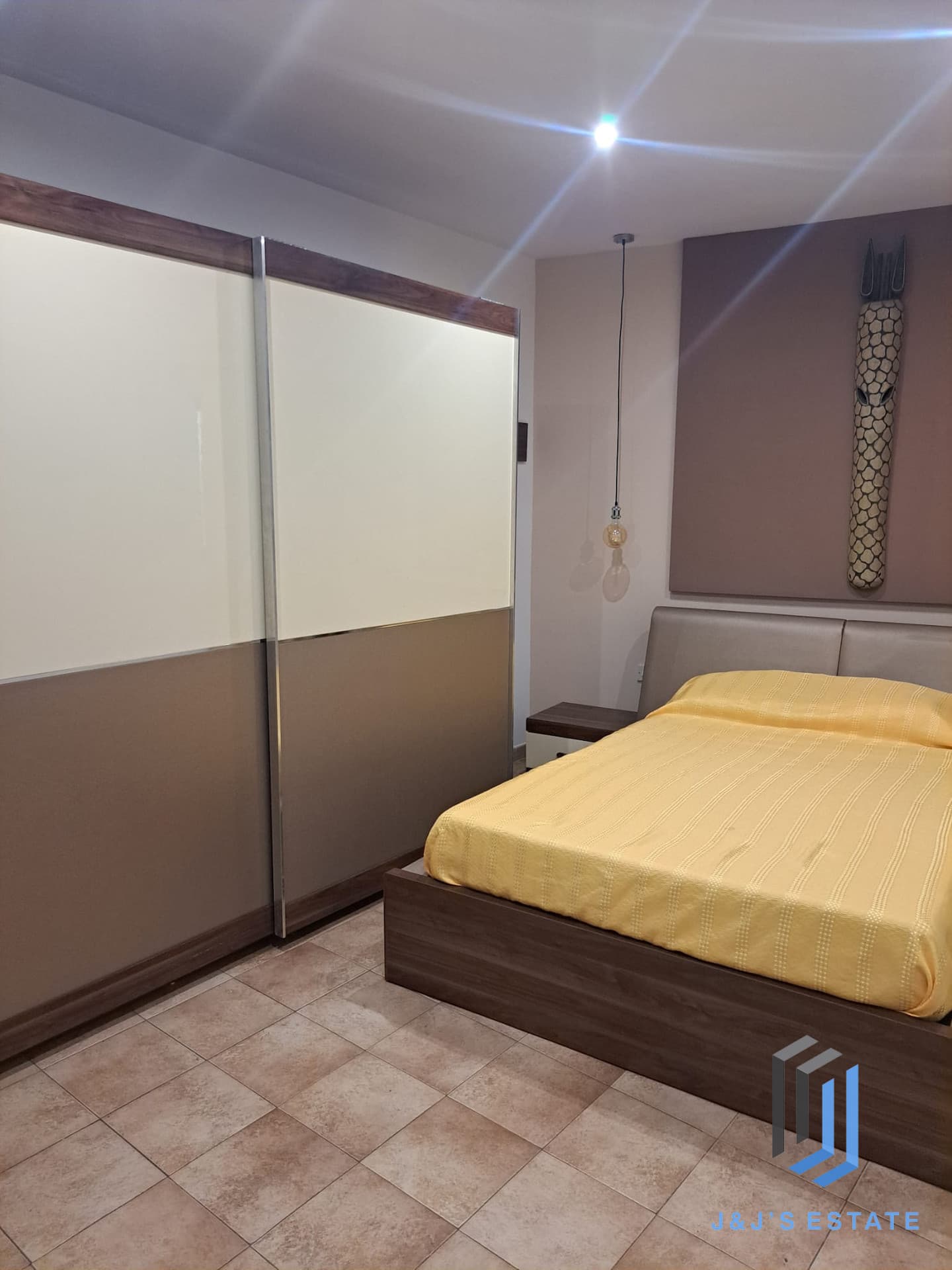 Fully furnished three-bedroom apartment in central Qormi · 7
