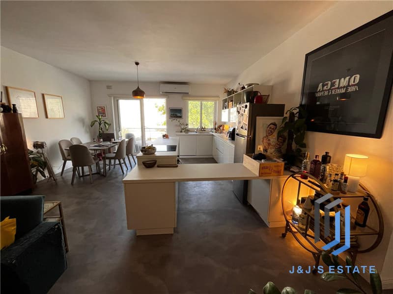Fully furnished two-bedroom apartment with balcony in Għargħur · 6