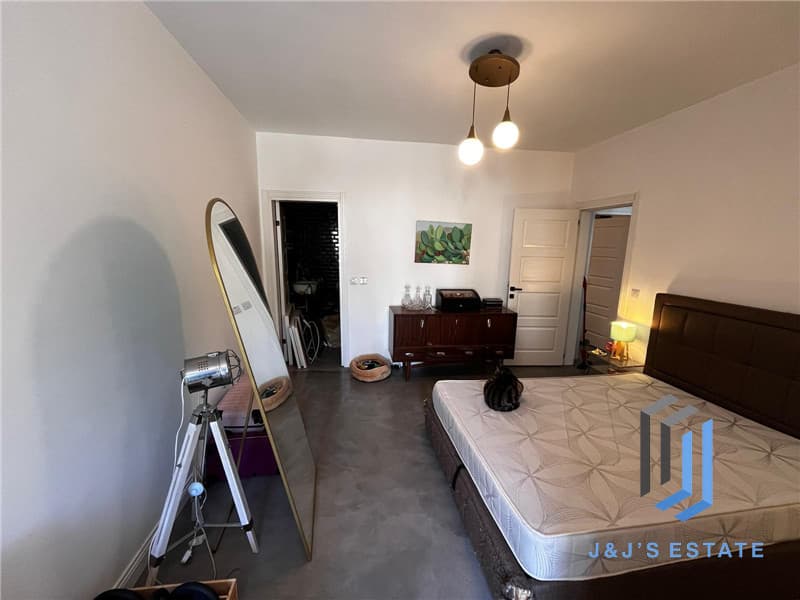 Fully furnished two-bedroom apartment with balcony in Għargħur · 11