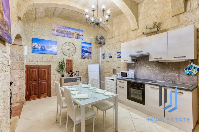 Fully Furnished One Bedroom Townhouse for Rent · 5