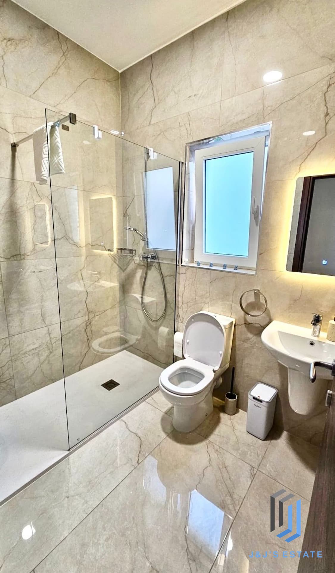 Fully furnished two-bedroom apartment with balcony in Msida · 6